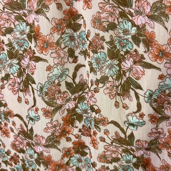 Cece Long Sleeve Peasant Floral Blouse size M - Picture 10 of 14